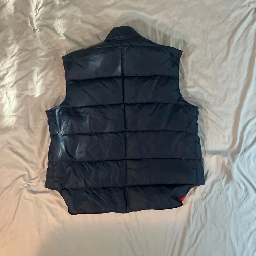 Vintage Navy Blue and Red Reversible Puffer Vest - Picture 5 of 5